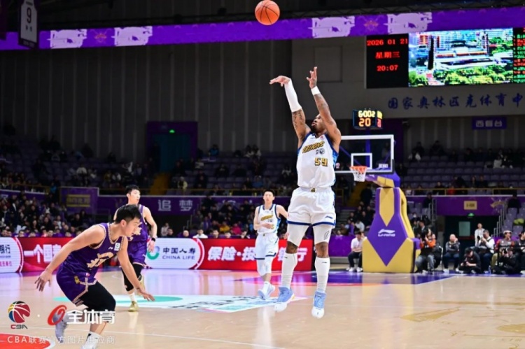 新2网址-常规赛第18轮｜五人上双！浙江方兴渡拿下北京控股再迎七连胜！